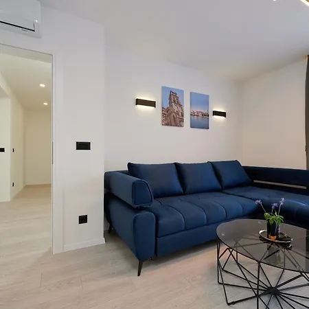 Elli Apartment Trogir