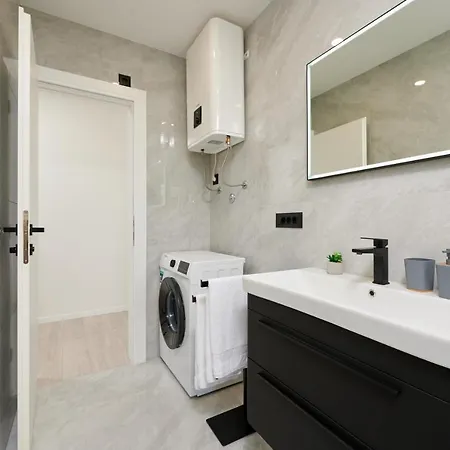 Elli Apartment *